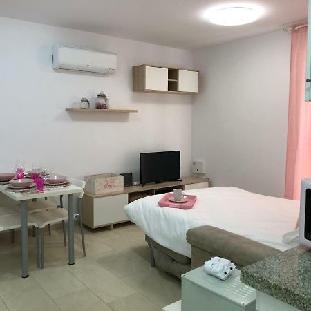 Sweet Pink Apartment Malaga Luaran gambar