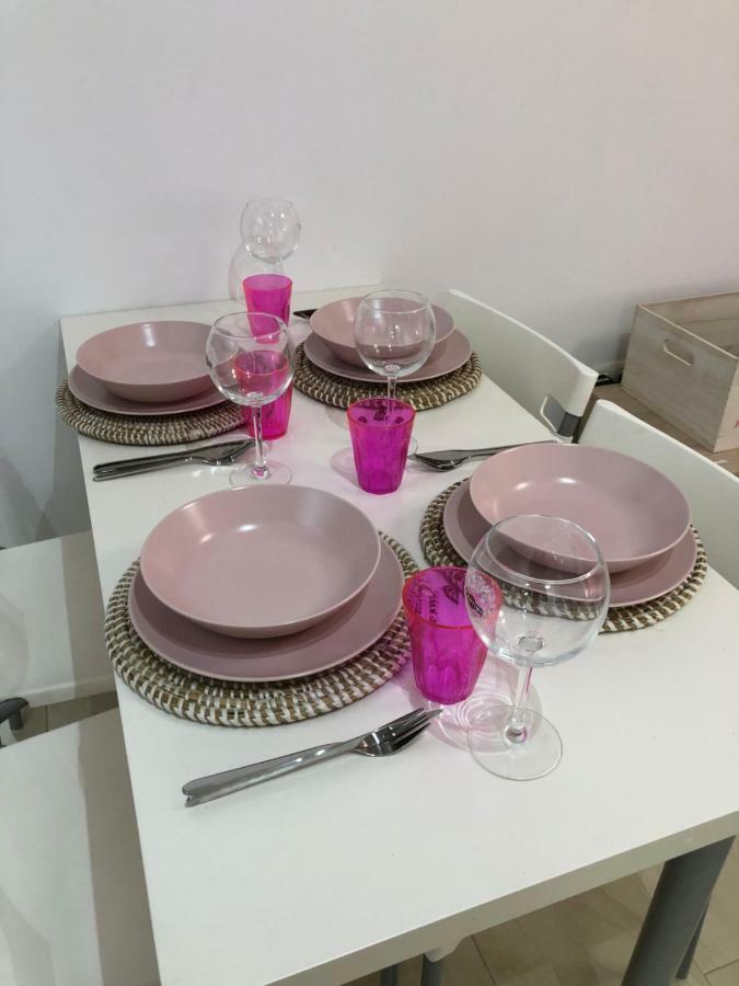 Sweet Pink Apartment Malaga Luaran gambar